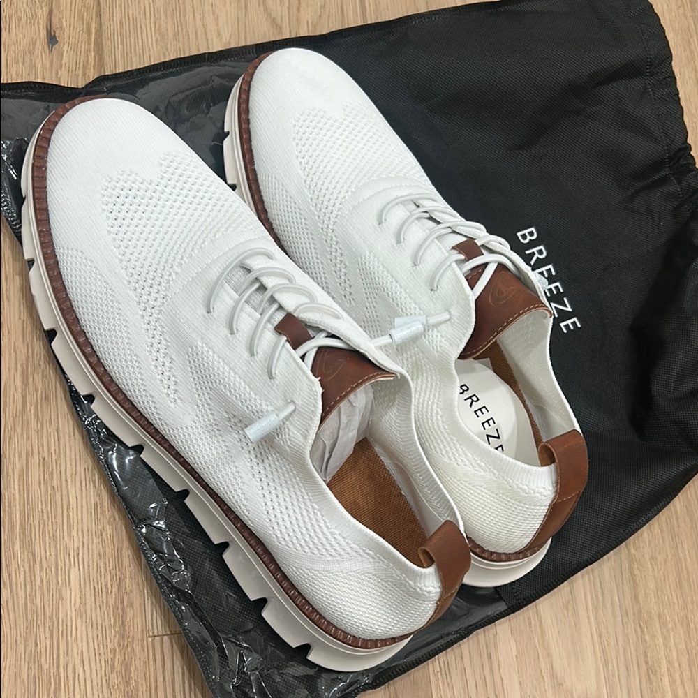 Men's White and Brown Knit Sneakers